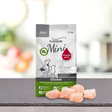 Platinum Adult Mini Chicken 900 g